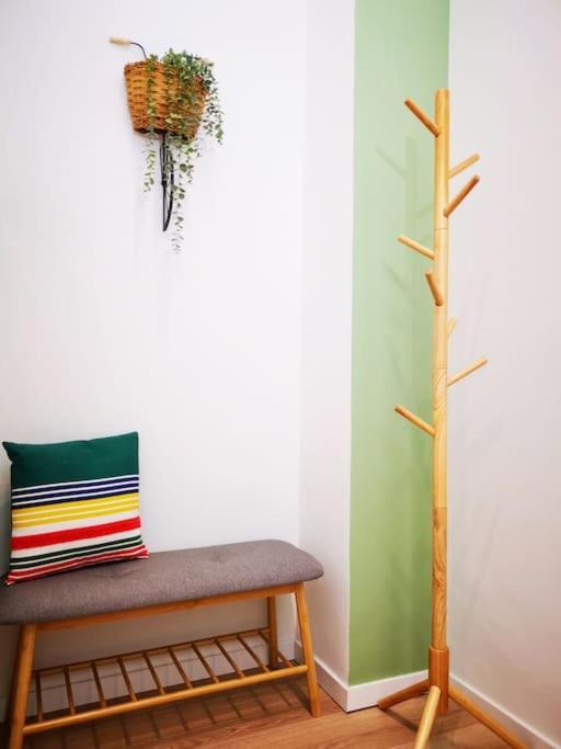 Appartement Sunny Flat 50 Meters From The Metro à Milan Extérieur photo